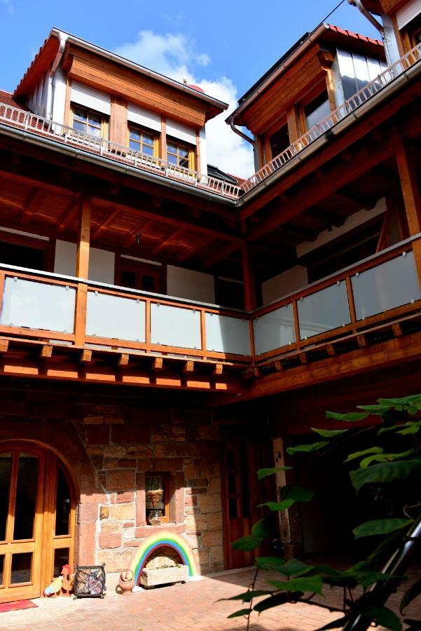 Gästehaus Ehrhardt Schweigen-Rechtenbach Exterior foto
